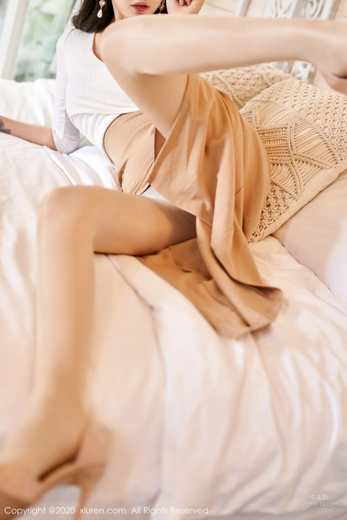 Betty Lin Zixin, Long Skirt, Curves and Stockings Temptation [XiuRen] No.1993 Photo Set photo 13