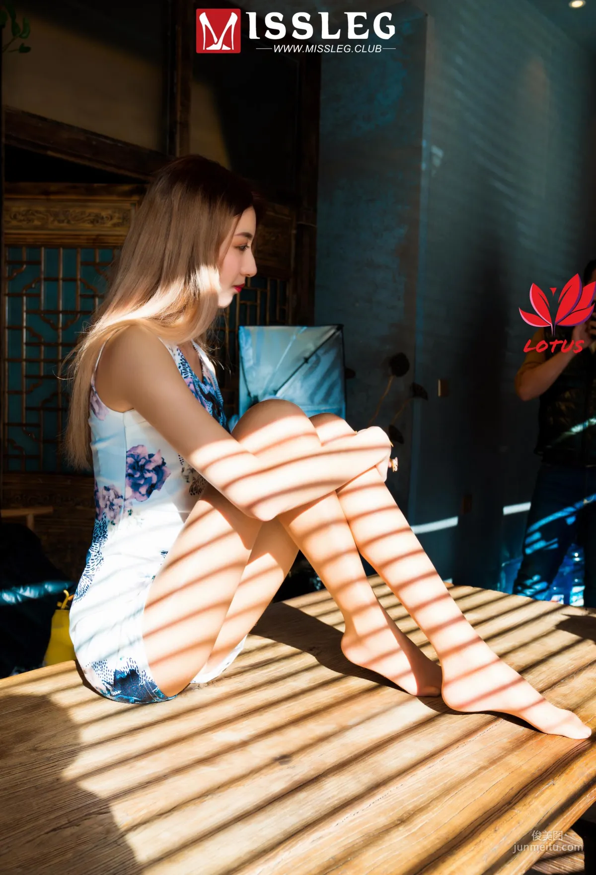 Xin Yu, Qipao Beauty + Camisole Dudou [MissLeg] M008 Photo Set photo 12