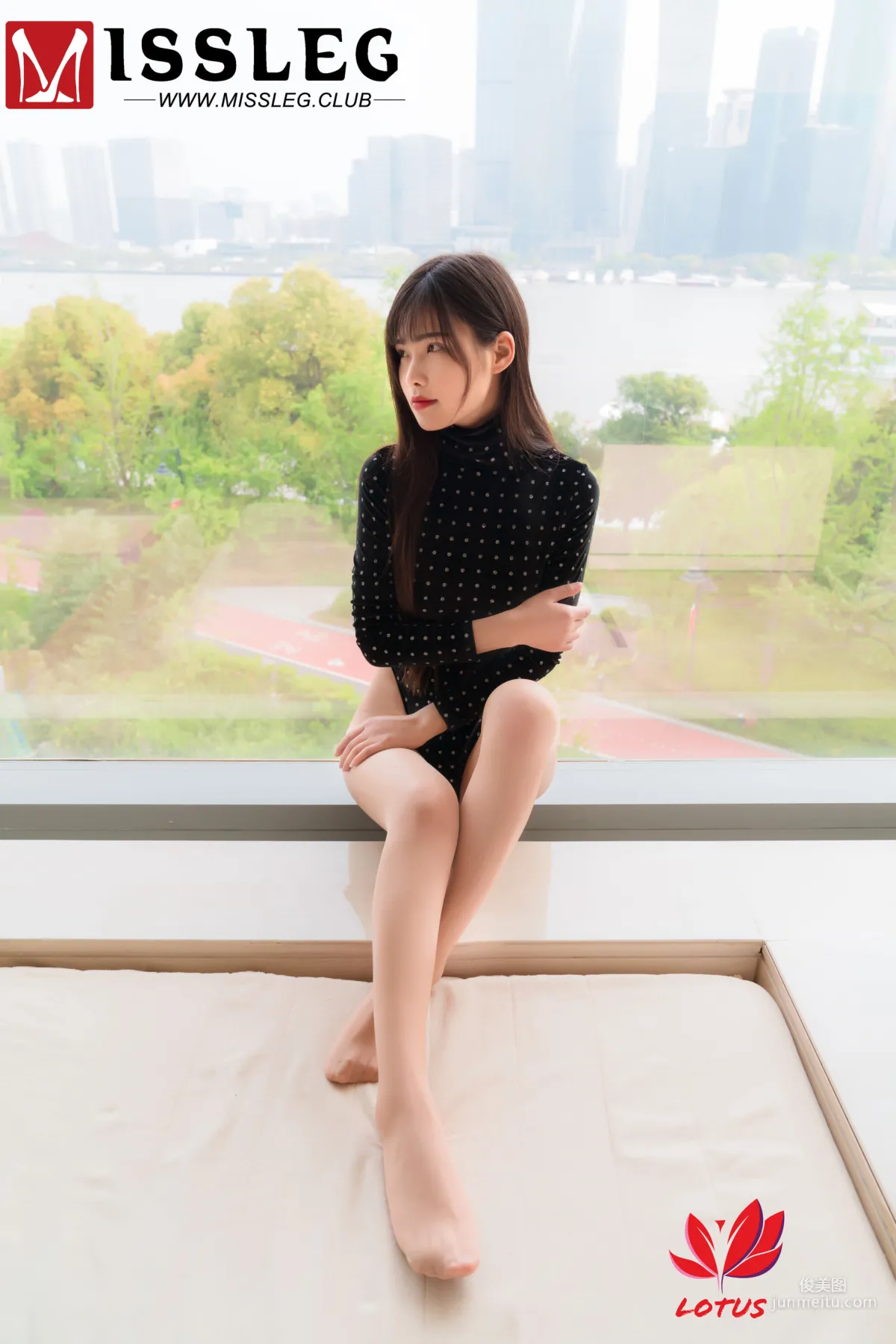 Kitty Shen: MissLeg M010 photo 17