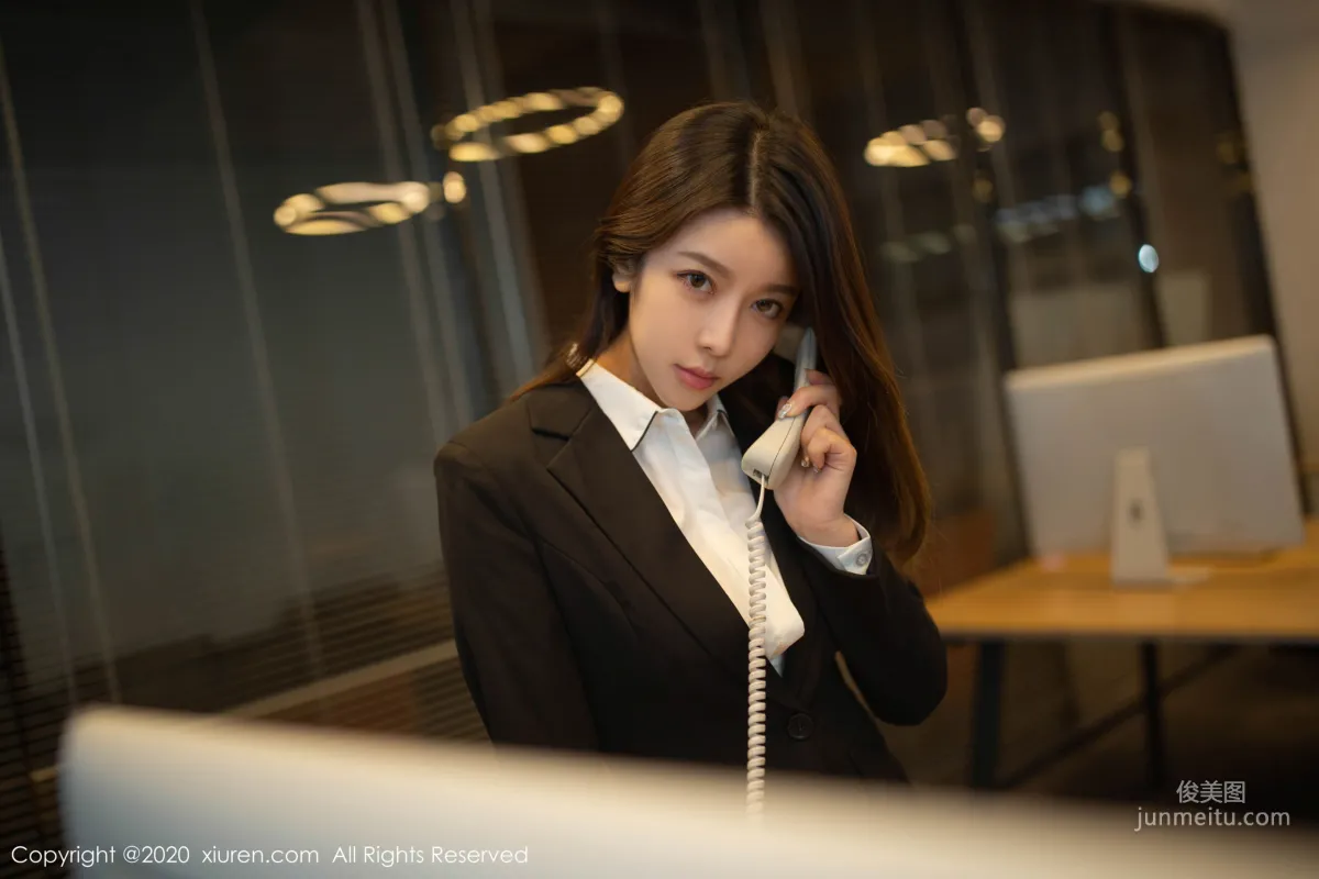 Xia Shishi Sally, Transform into Office OL Lady, [XiuRen] No.1972 Photo Set photo 25