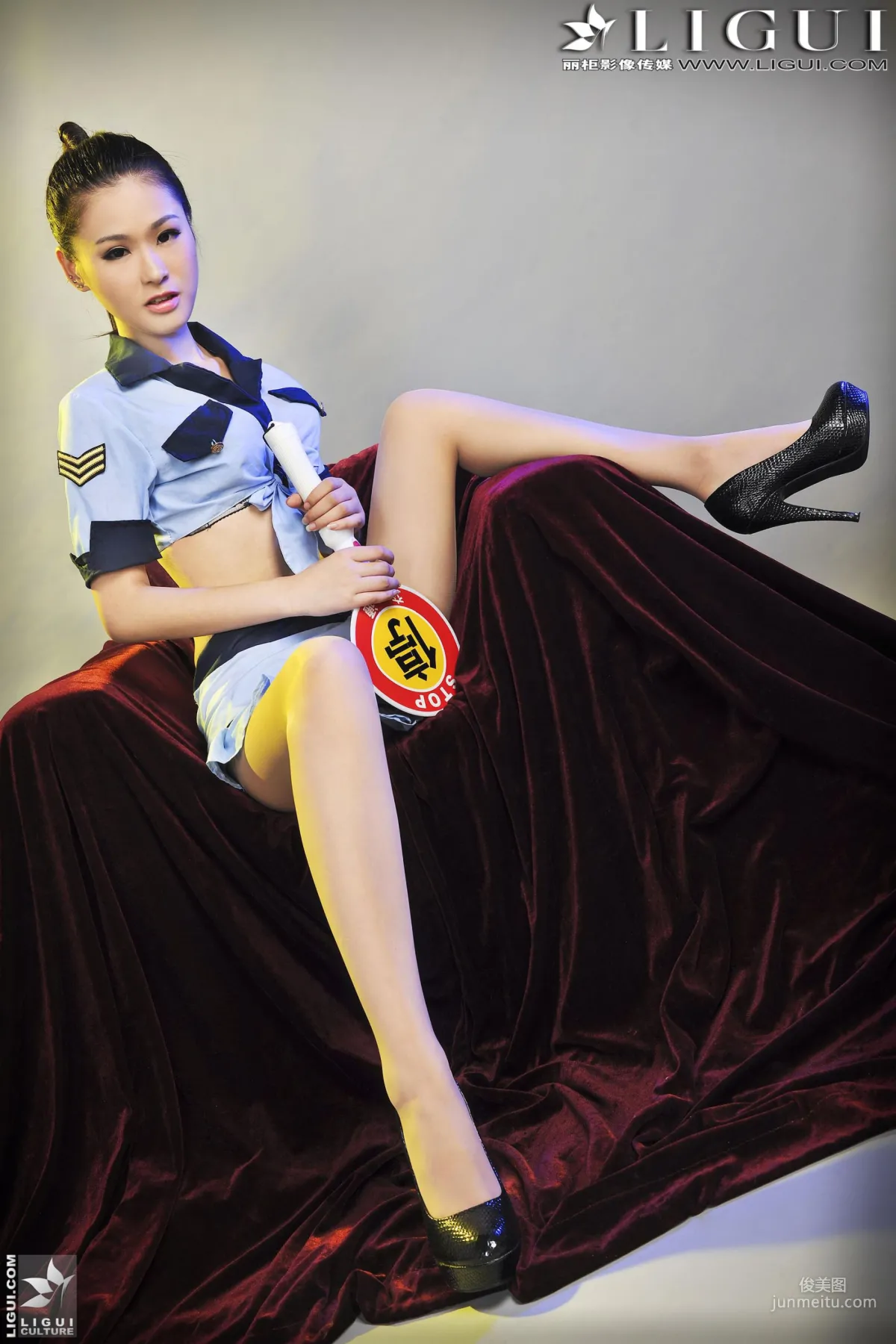 Ling Ling: Ligui Model photo 18