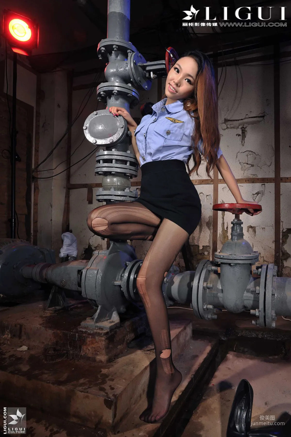 Wei Wei: Ligui Model photo 24