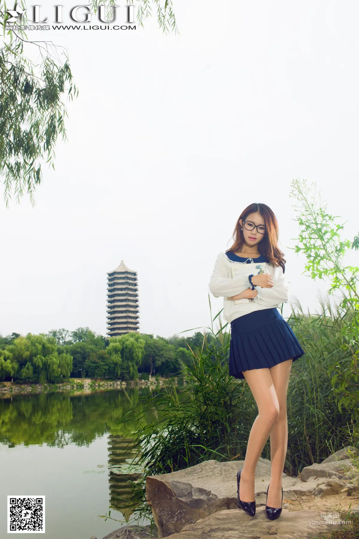 Yu Han: Ligui Model photo 1