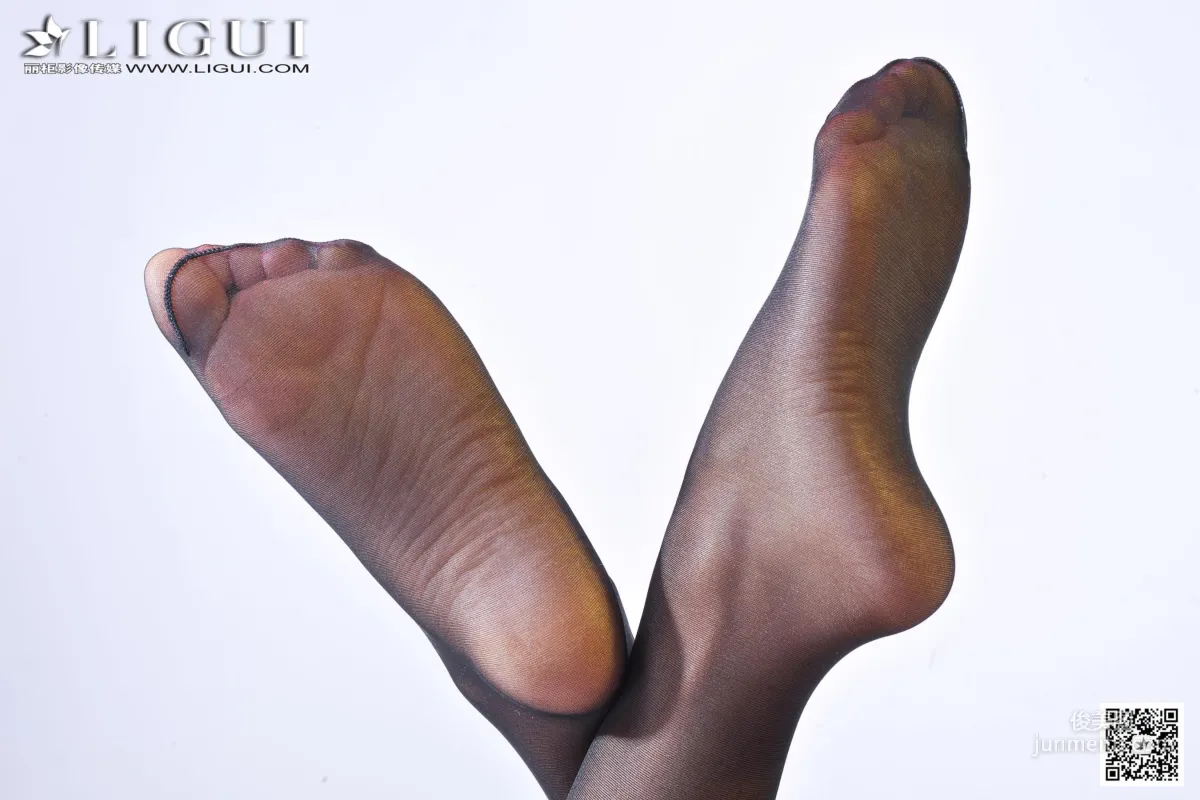 Wei Wei: Ligui Model photo 43