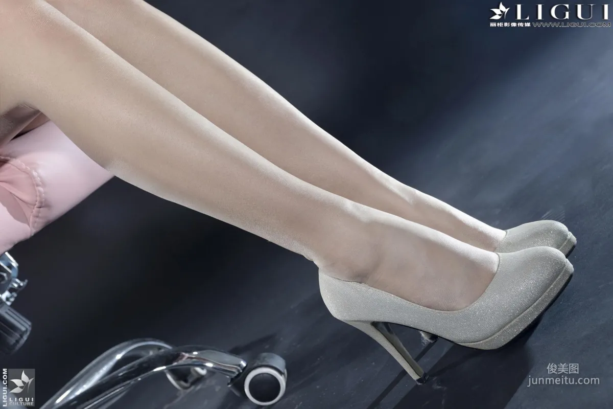 Yi Yi: Ligui Model photo 9