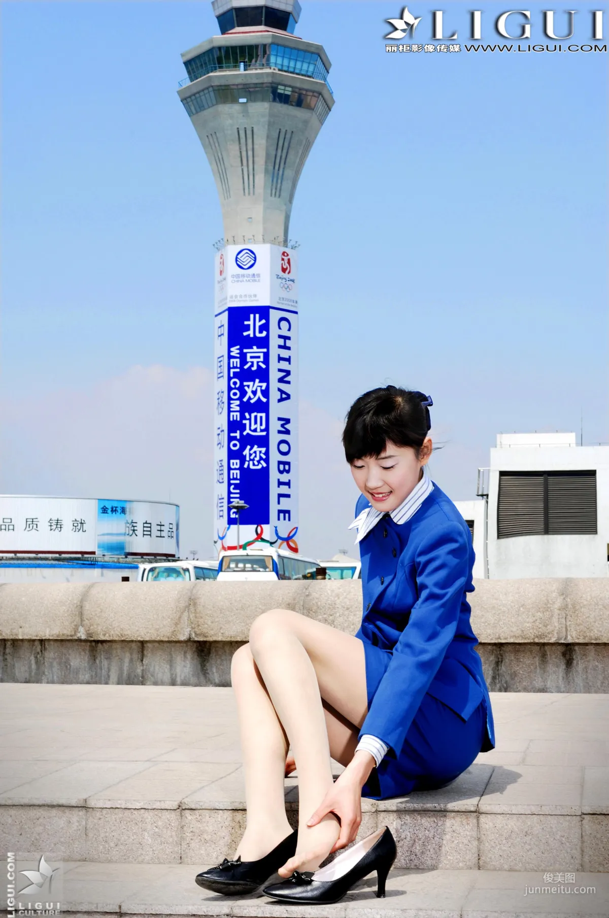Model Ting Ting Flight Attendant Series [Ligui] Beautiful Legs and Feet Photos photo 28