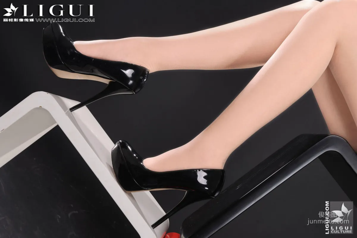 Wen Jing: Ligui Model photo 7