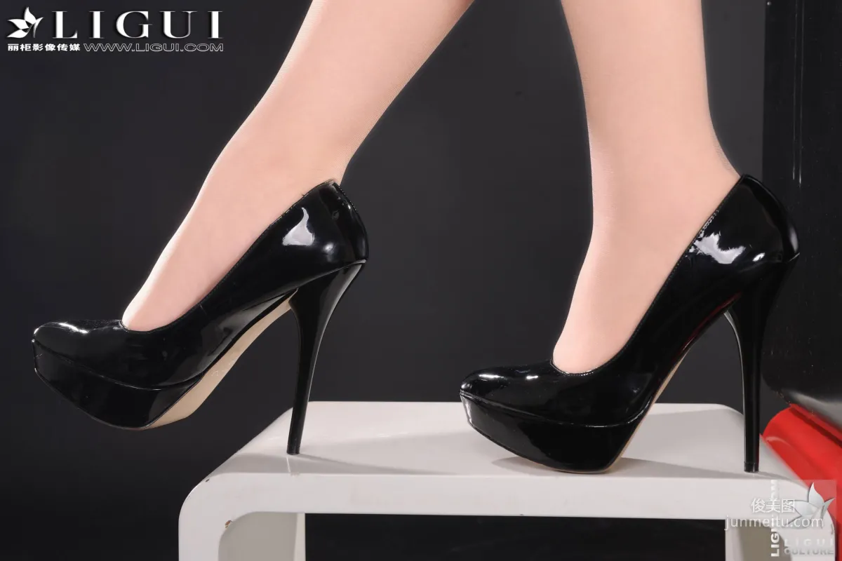 Wen Jing: Ligui Model photo 8