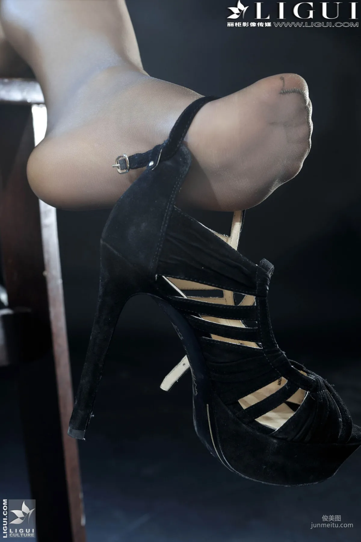 Qing Qing: Ligui Model photo 16