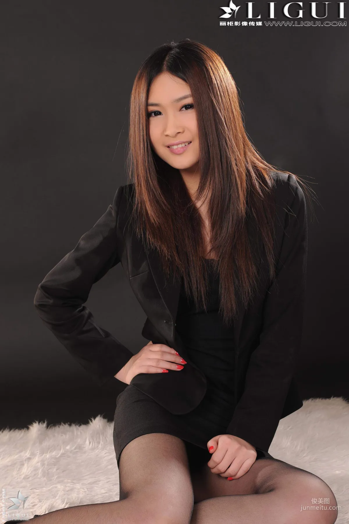 Yun Er: Ligui Model OL photo 7