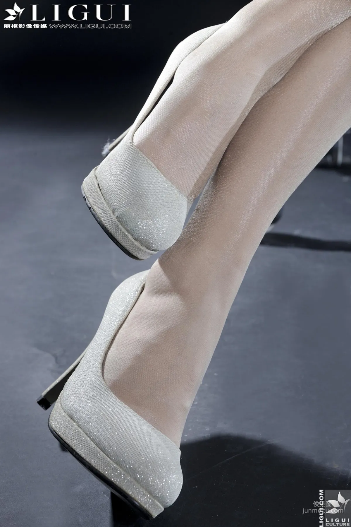 Yi Yi: Ligui Model photo 19