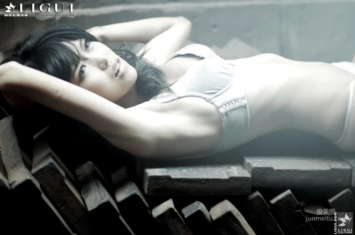 Meng Lu: Ligui Model photo 3