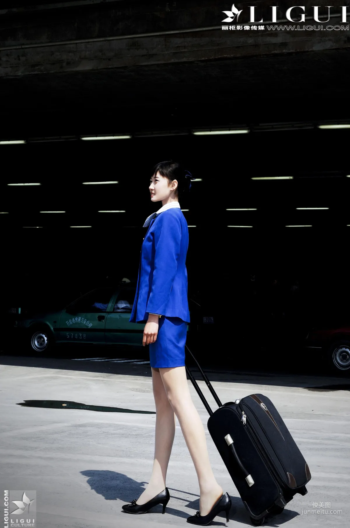 Model Ting Ting Flight Attendant Series [Ligui] Beautiful Legs and Feet Photos photo 34