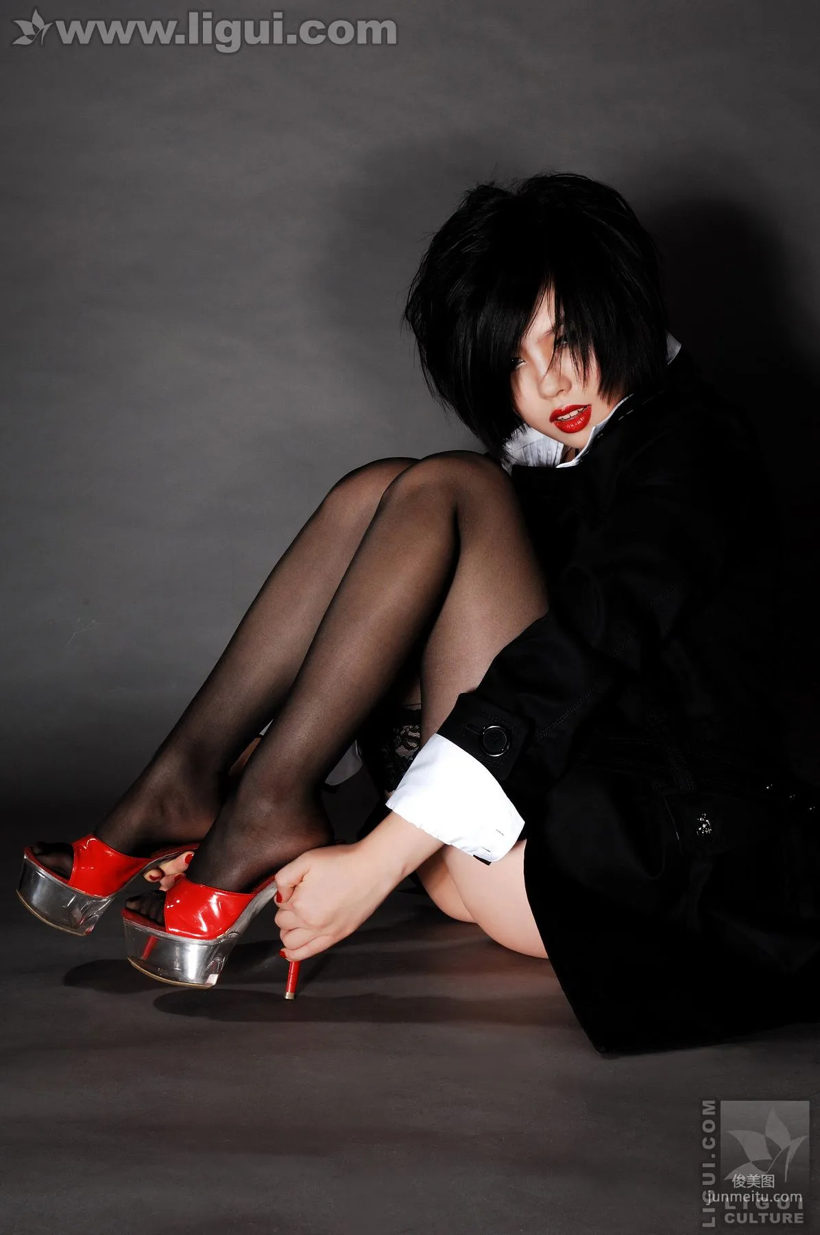 Mu Zi: Ligui Model photo 5