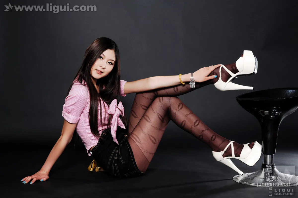 Sun Yue: Ligui Model photo 19