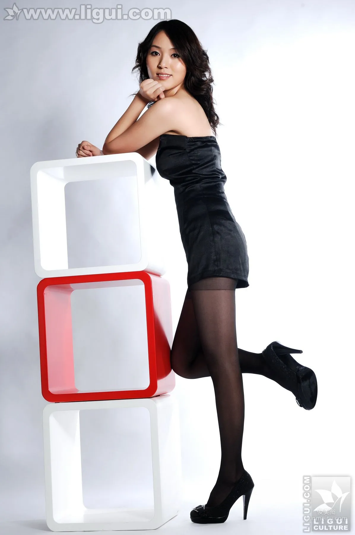 Ouyang Qian: Ligui Model photo 13