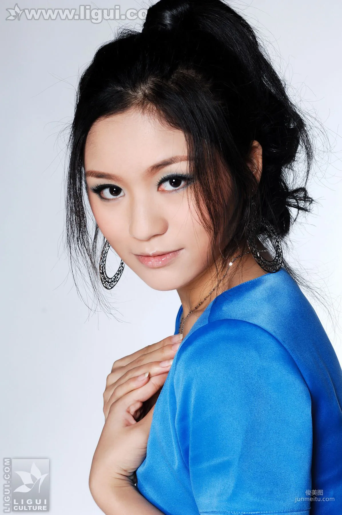 Ying Zi: Ligui Model photo 1