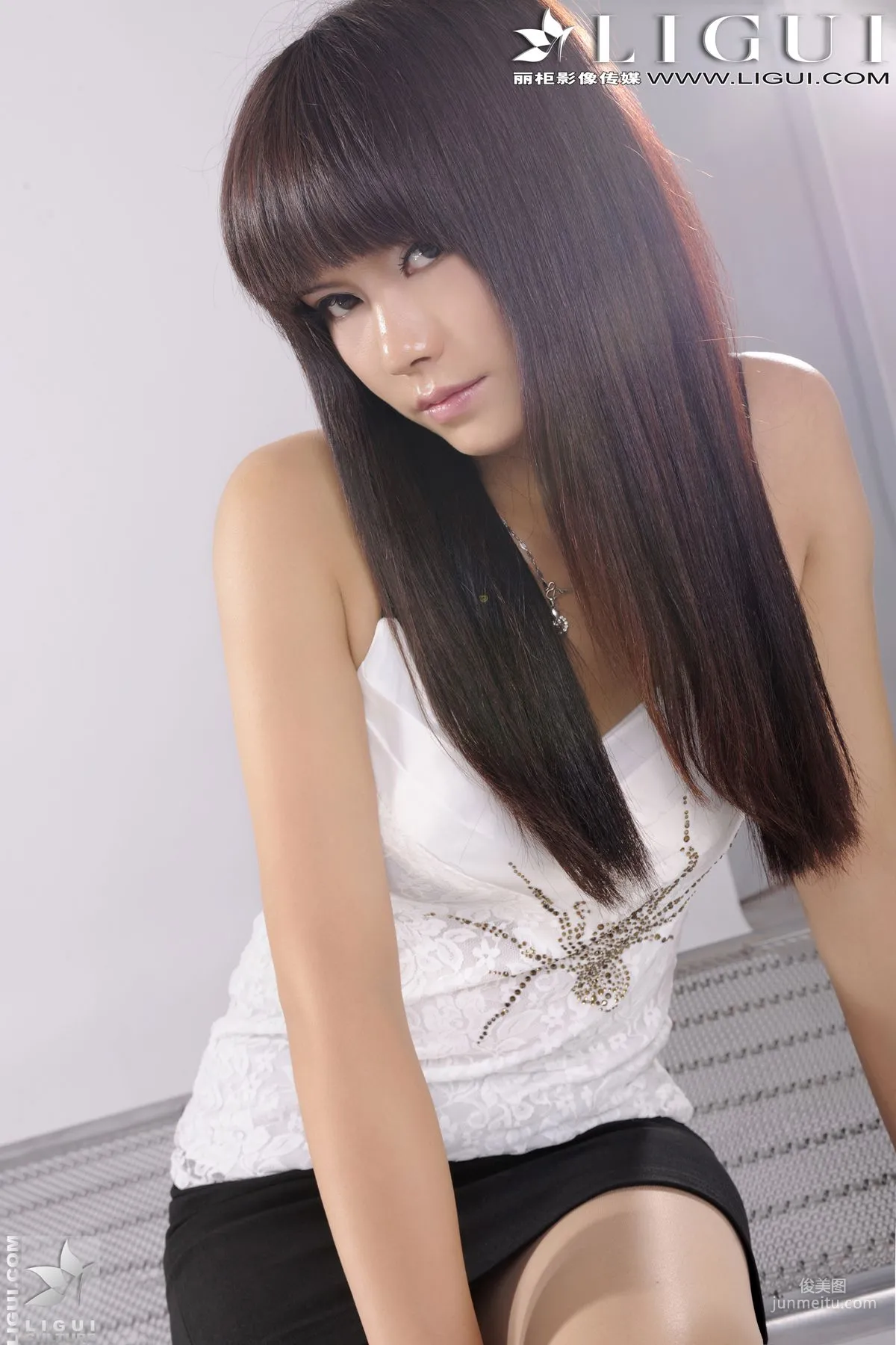 Qing Qing: Ligui Model photo 11