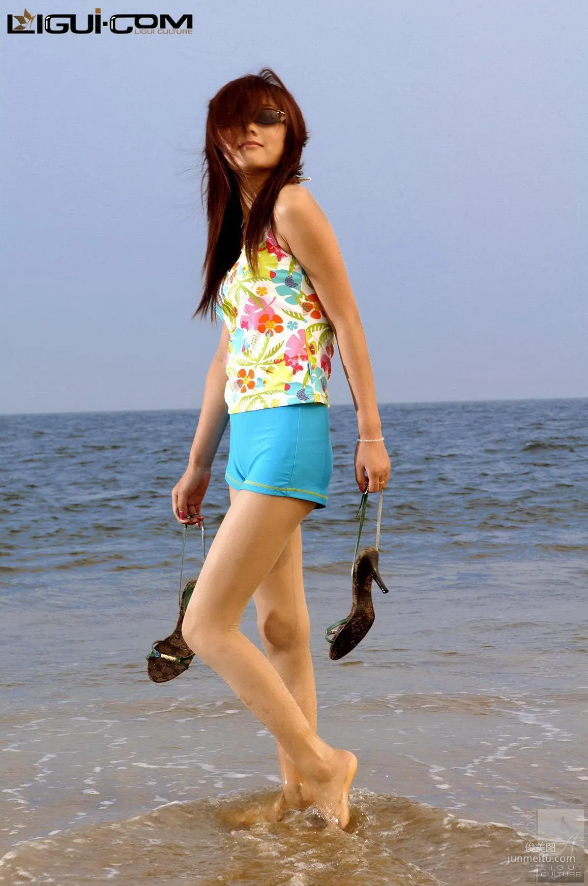 Si Si: Ligui Model photo 10
