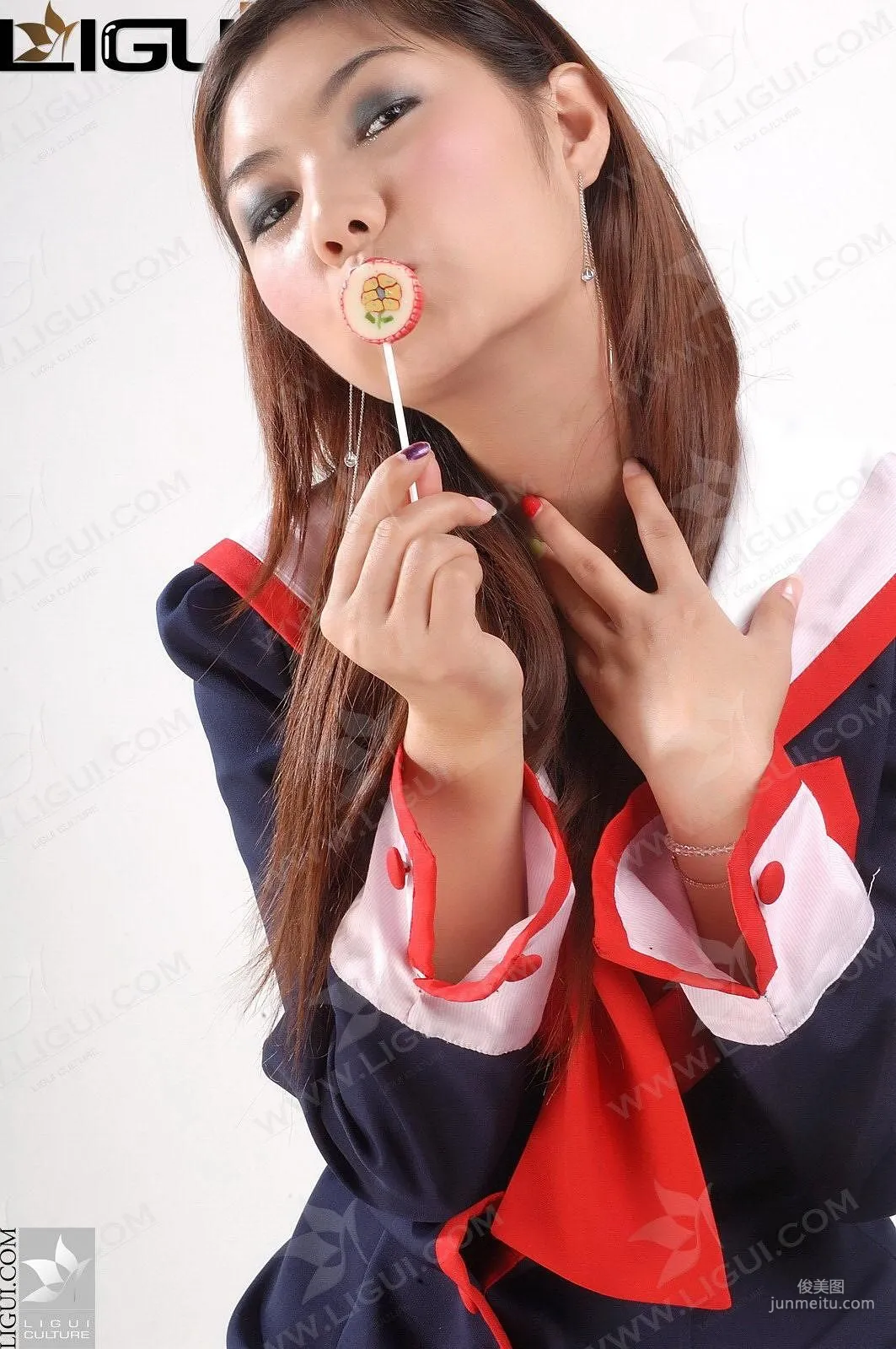 Si Si: Ligui Model photo 42