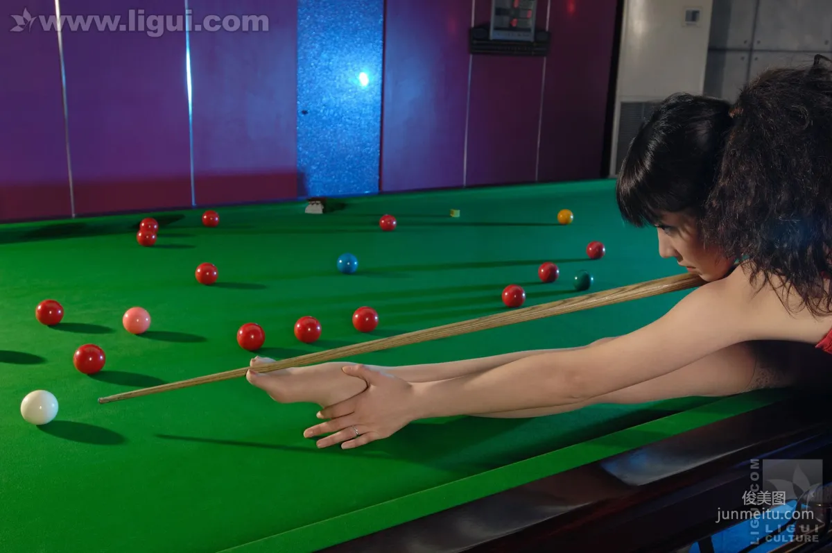 Model Mi Huimei, Lin Da, Stockings Beauties Play Billiards [Ligui] Beautiful Legs and Feet Photos photo 66