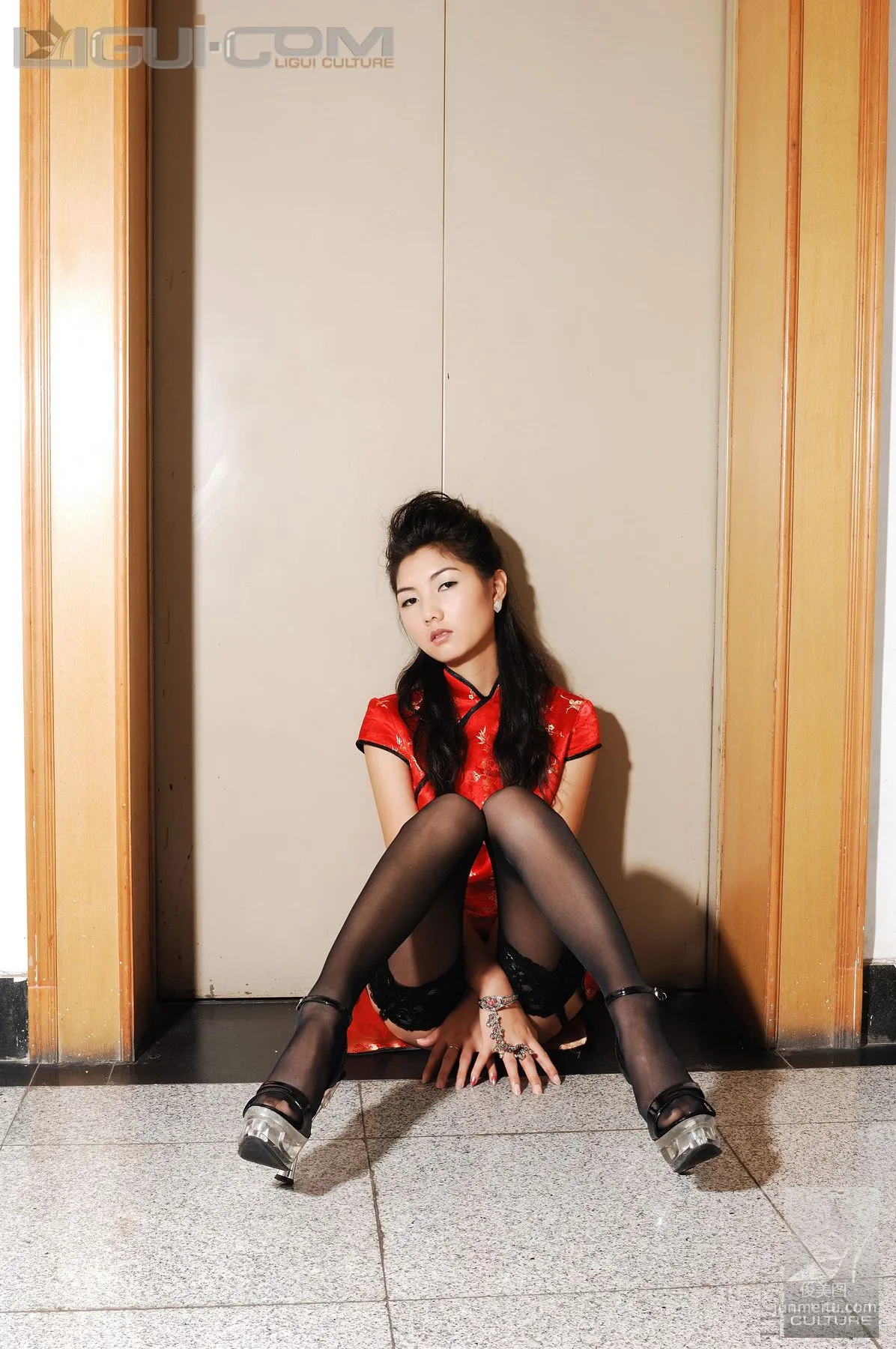 Si Si: Ligui Model photo 32