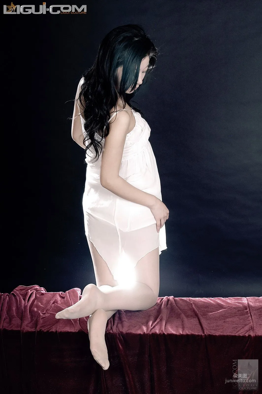 Qian Qian: Ligui Model photo 14