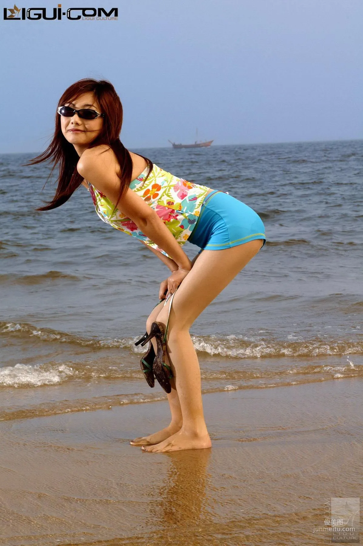 Si Si: Ligui Model photo 24