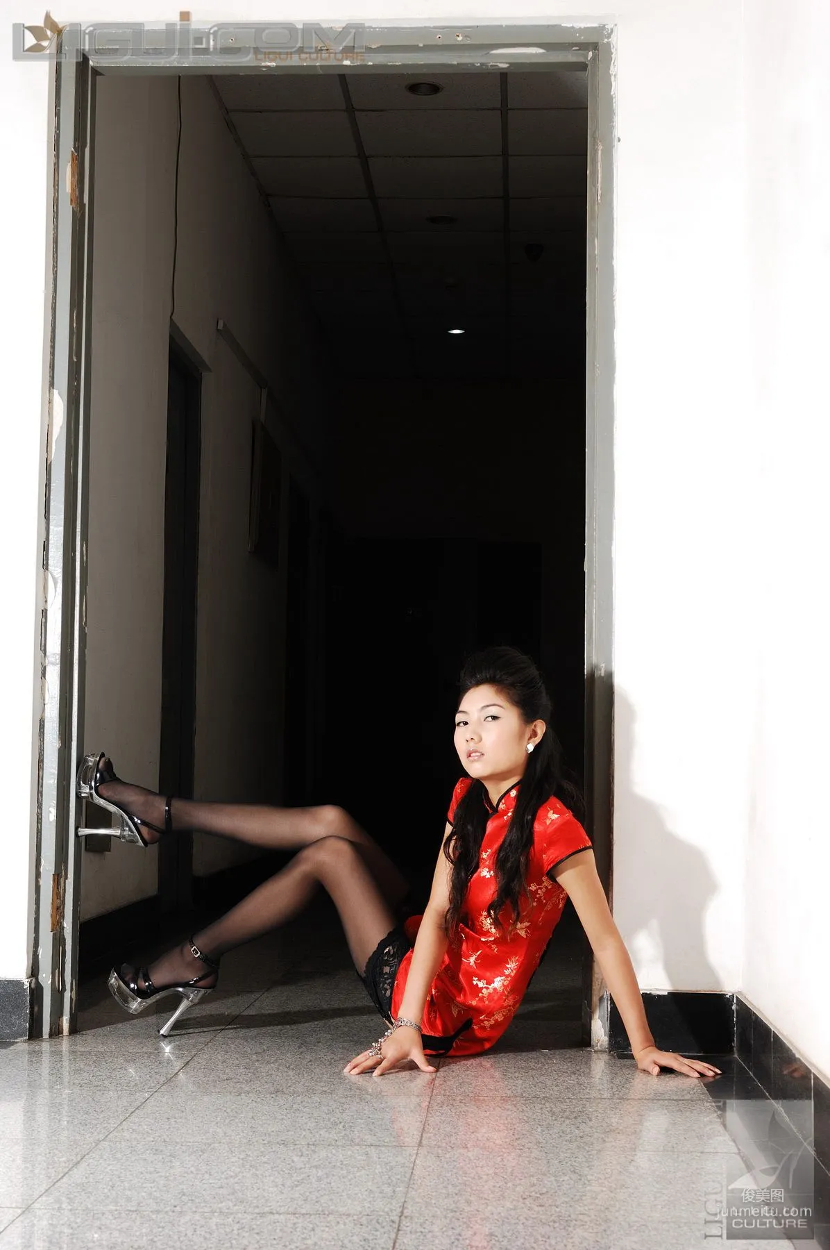 Si Si: Ligui Model photo 14