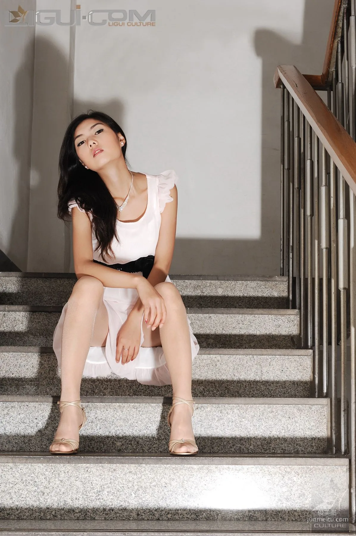 Si Si: Ligui Model photo 18