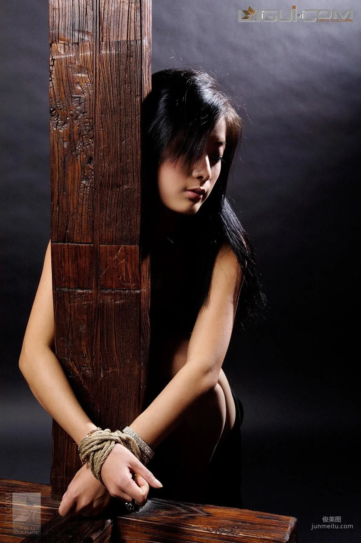 Saya: Ligui Model photo 1