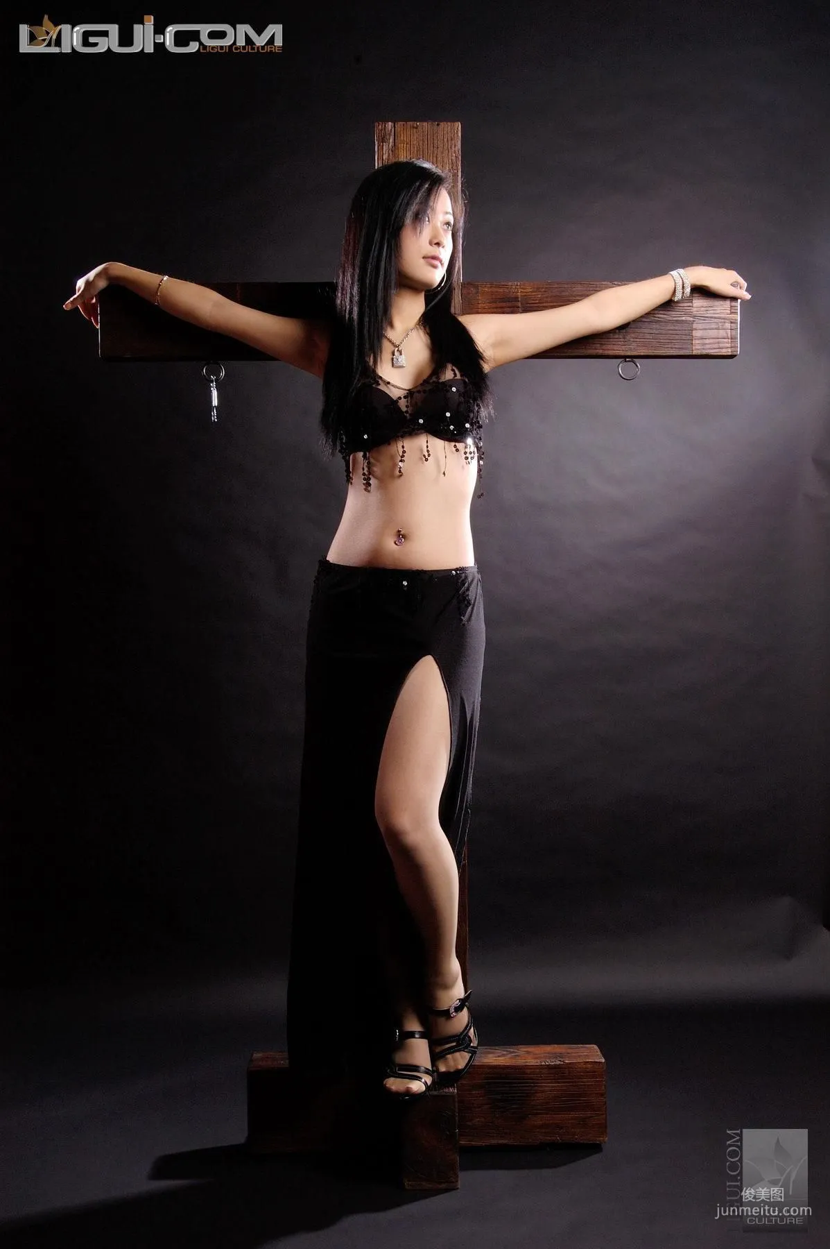 Saya: Ligui Model photo 9