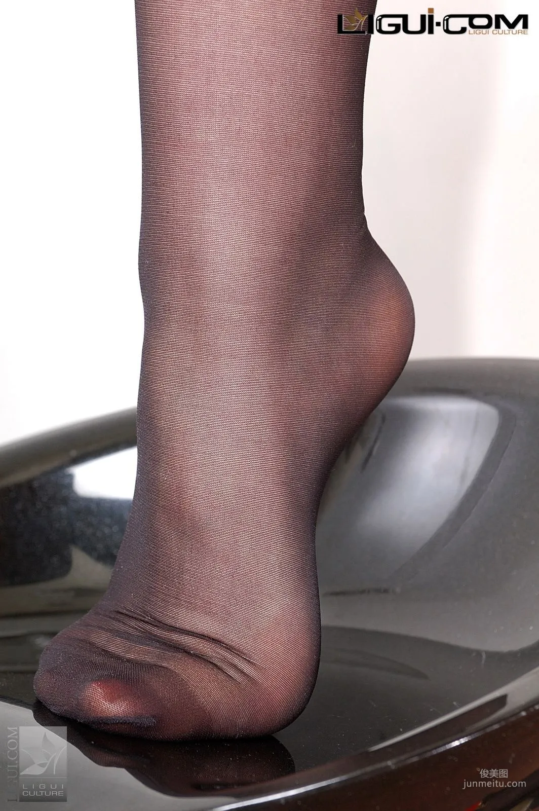 Model Xiao Lulu 'Carry Black Stockings to the End' [Ligui] Stocking Feet Photo Pictures photo 16
