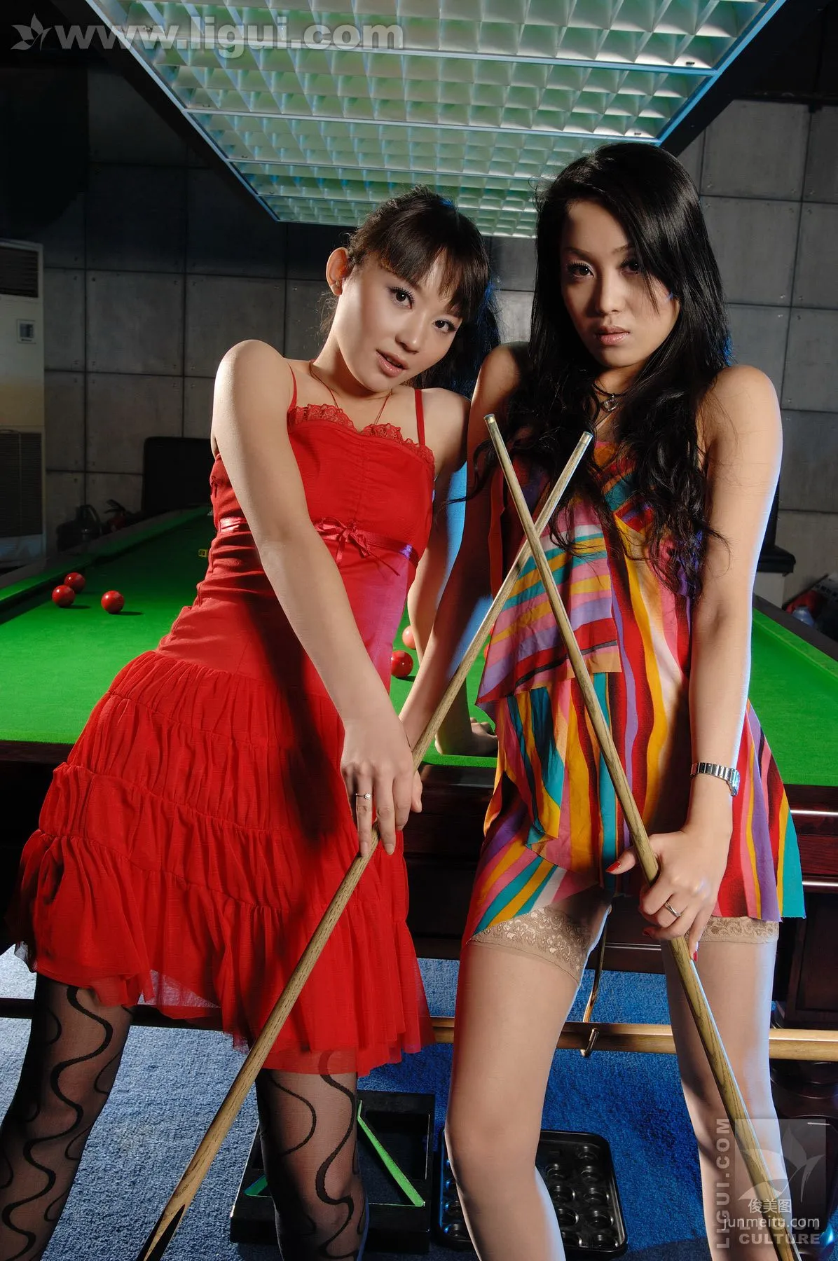 Model Mi Huimei, Lin Da, Stockings Beauties Play Billiards [Ligui] Beautiful Legs and Feet Photos photo 71