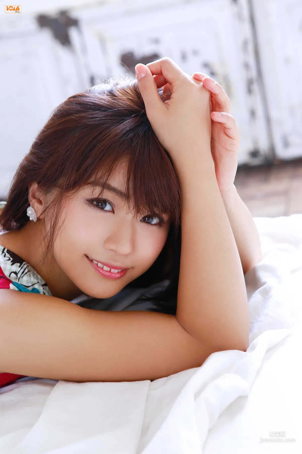 Hitomi Yasueda, Beautiful and Stimulating Older Sister Photo Set [Bomb.TV] 2015 July Issue photo 15
