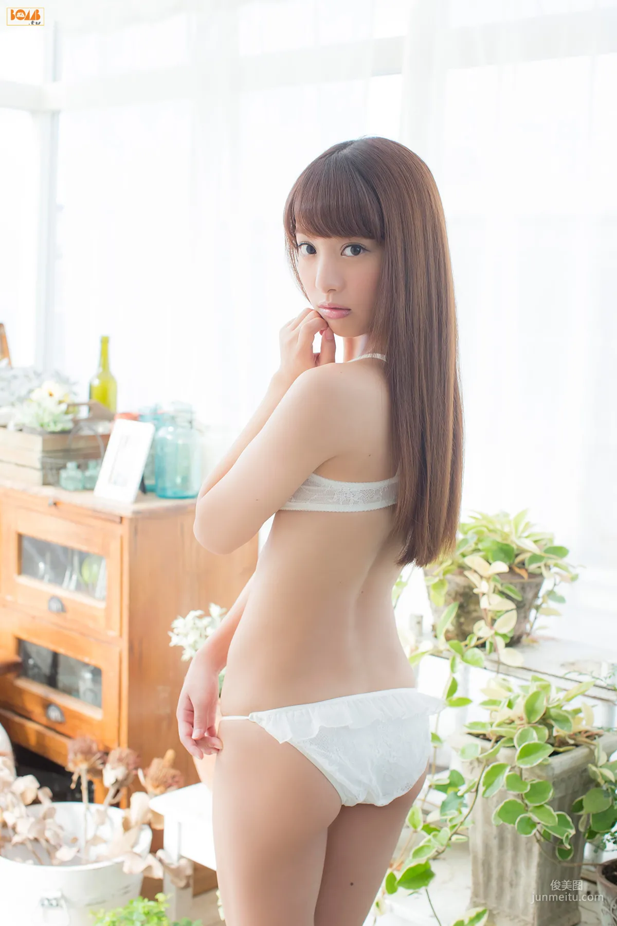 Chocolat Ikeda, Photo Set [Bomb.TV] December 2013 Issue photo 4