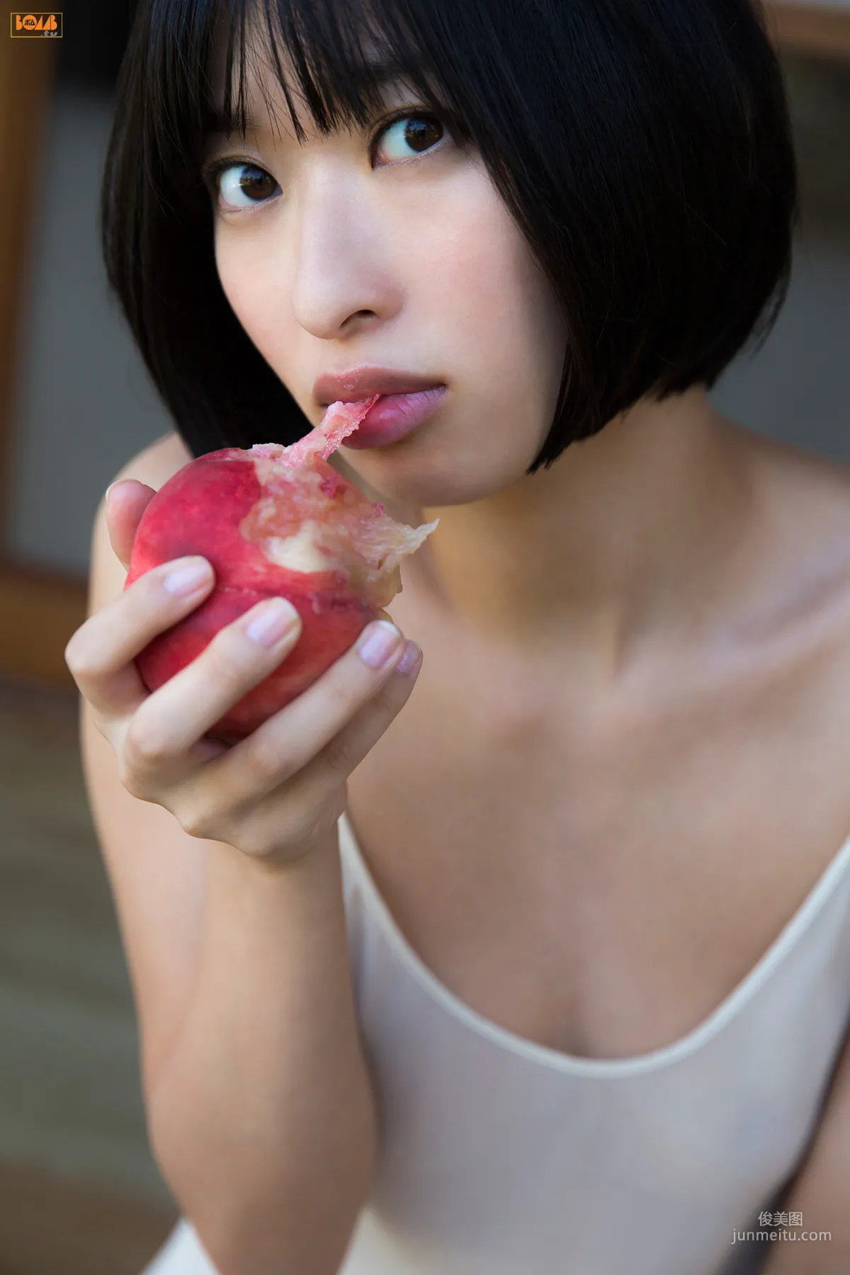 Yuka Kuramochi 倉持由香 寫真集 [Bomb.TV] 2016年06月号 75