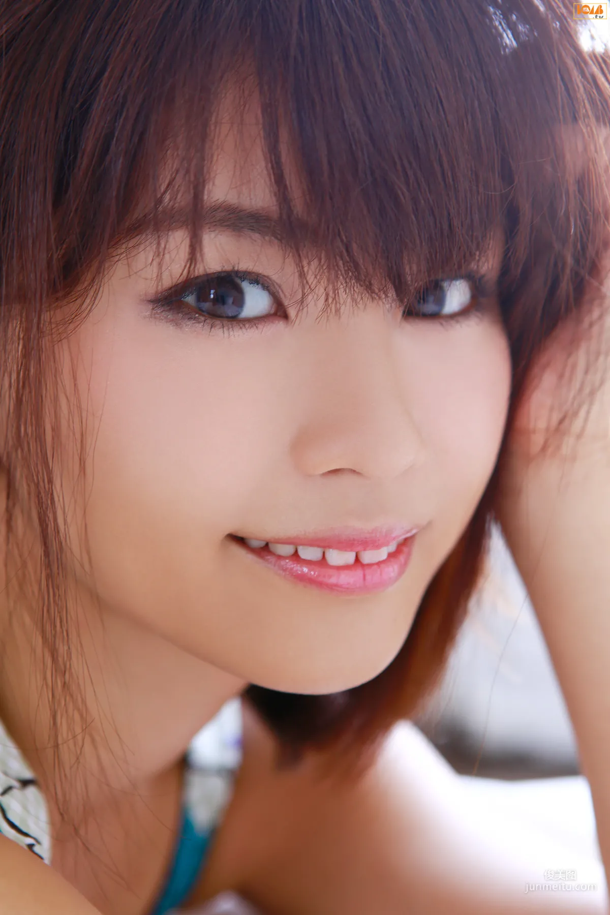 Hitomi Yasueda, Beautiful and Stimulating Older Sister Photo Set [Bomb.TV] 2015 July Issue photo 18