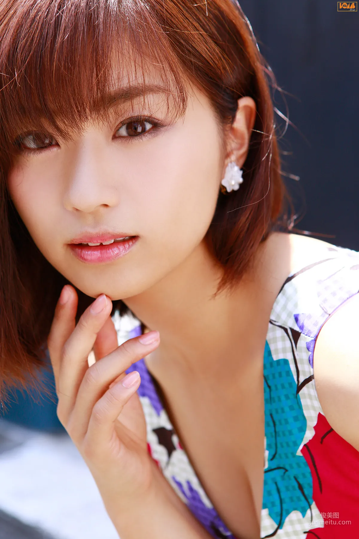 Hitomi Yasueda, Beautiful and Stimulating Older Sister Photo Set [Bomb.TV] 2015 July Issue photo 5