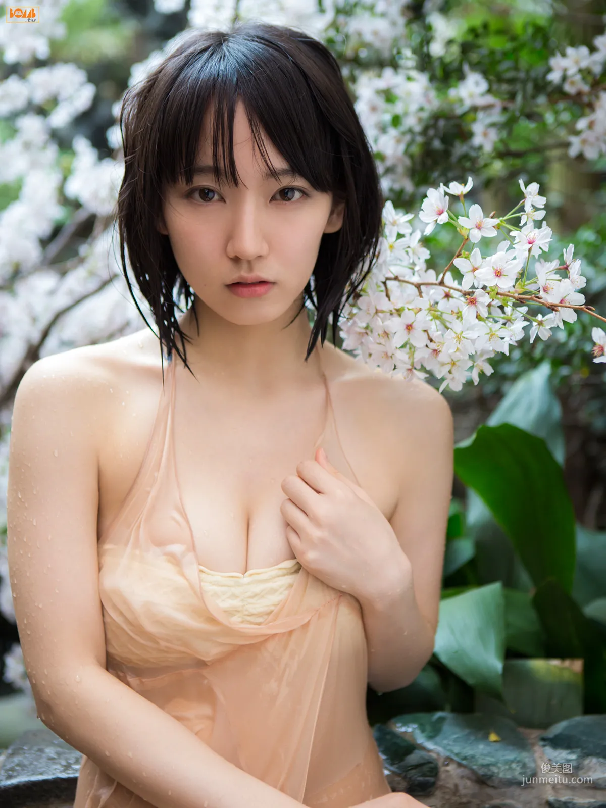 吉岡里帆《キミとボクのデートプラン》写真集 [Bomb.TV] 2015年06月号 55