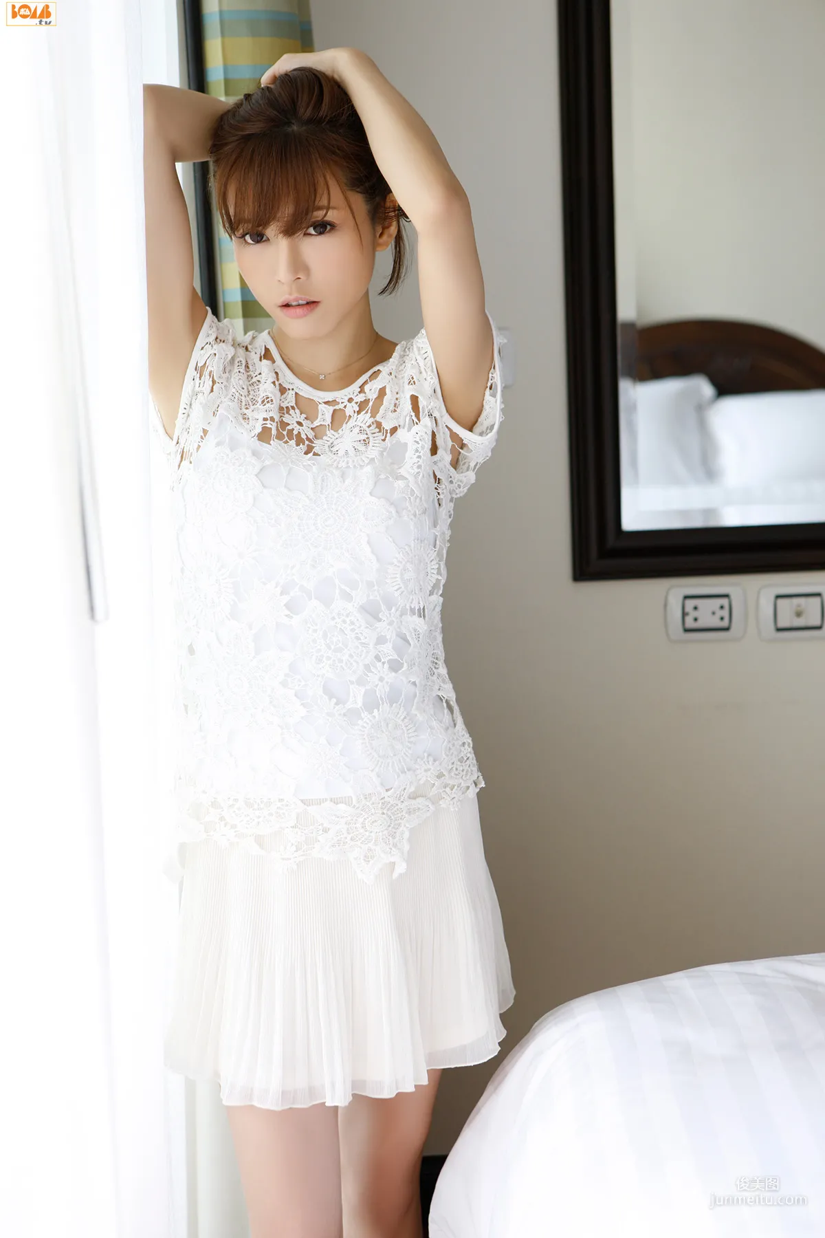 Yumiko Shaku Photo Set [Bomb.TV] October 2012 Issue photo 2