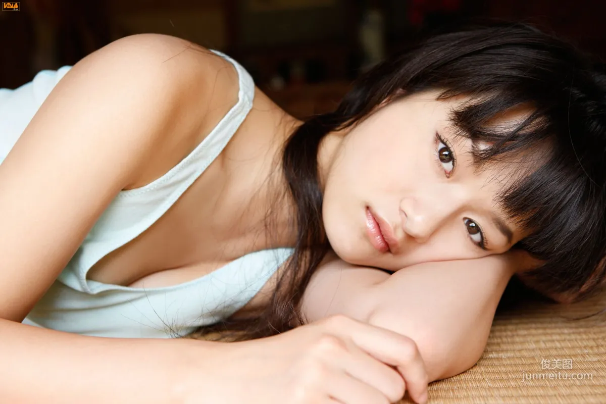 [Bomb.TV] 2010年04月刊 三宅瞳 Miyake Hitomi 寫真集 21