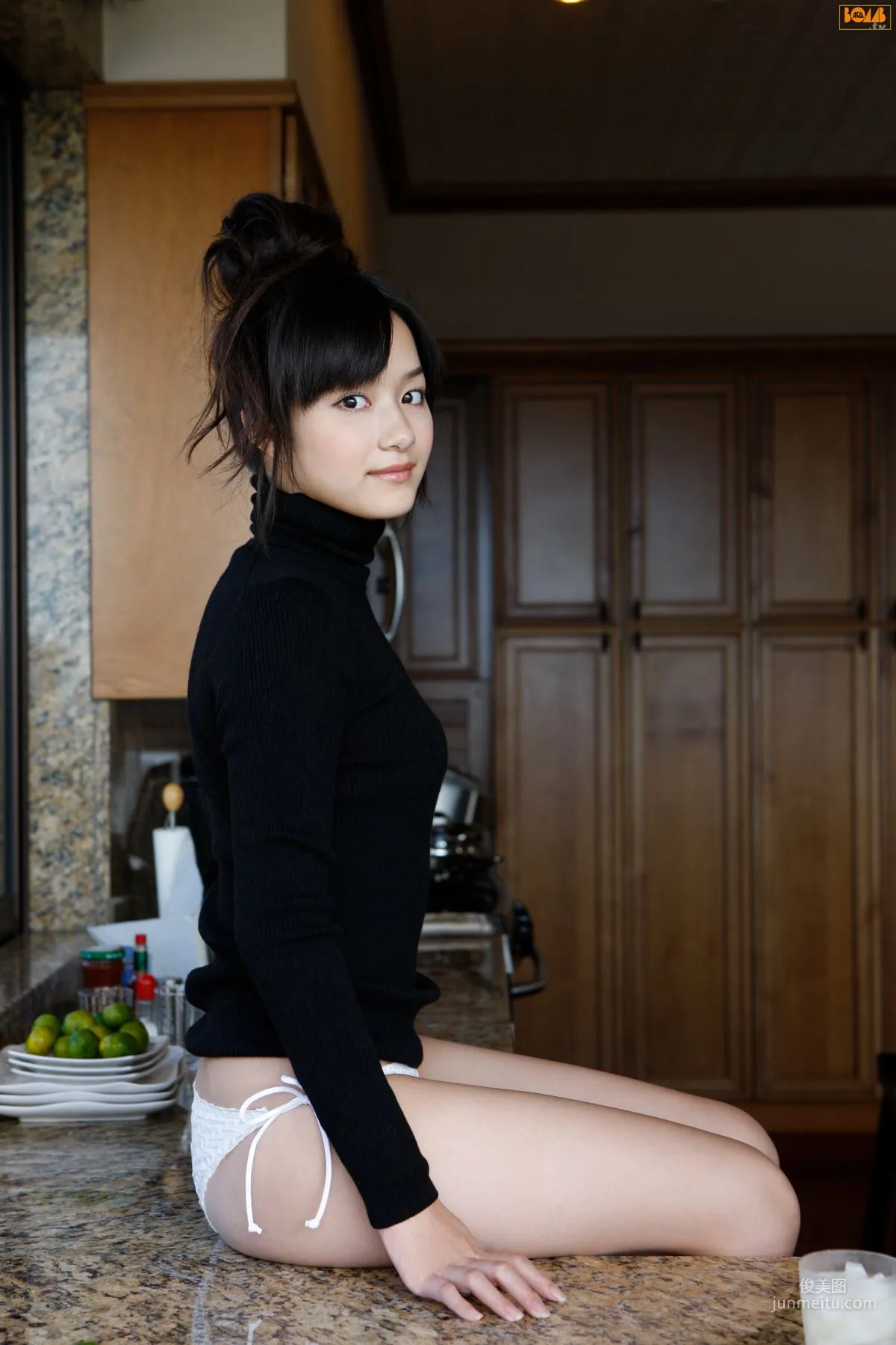 Hitomi Miyake Idoling!!! Photo Set [Bomb.TV] 2010 No.08 photo 8