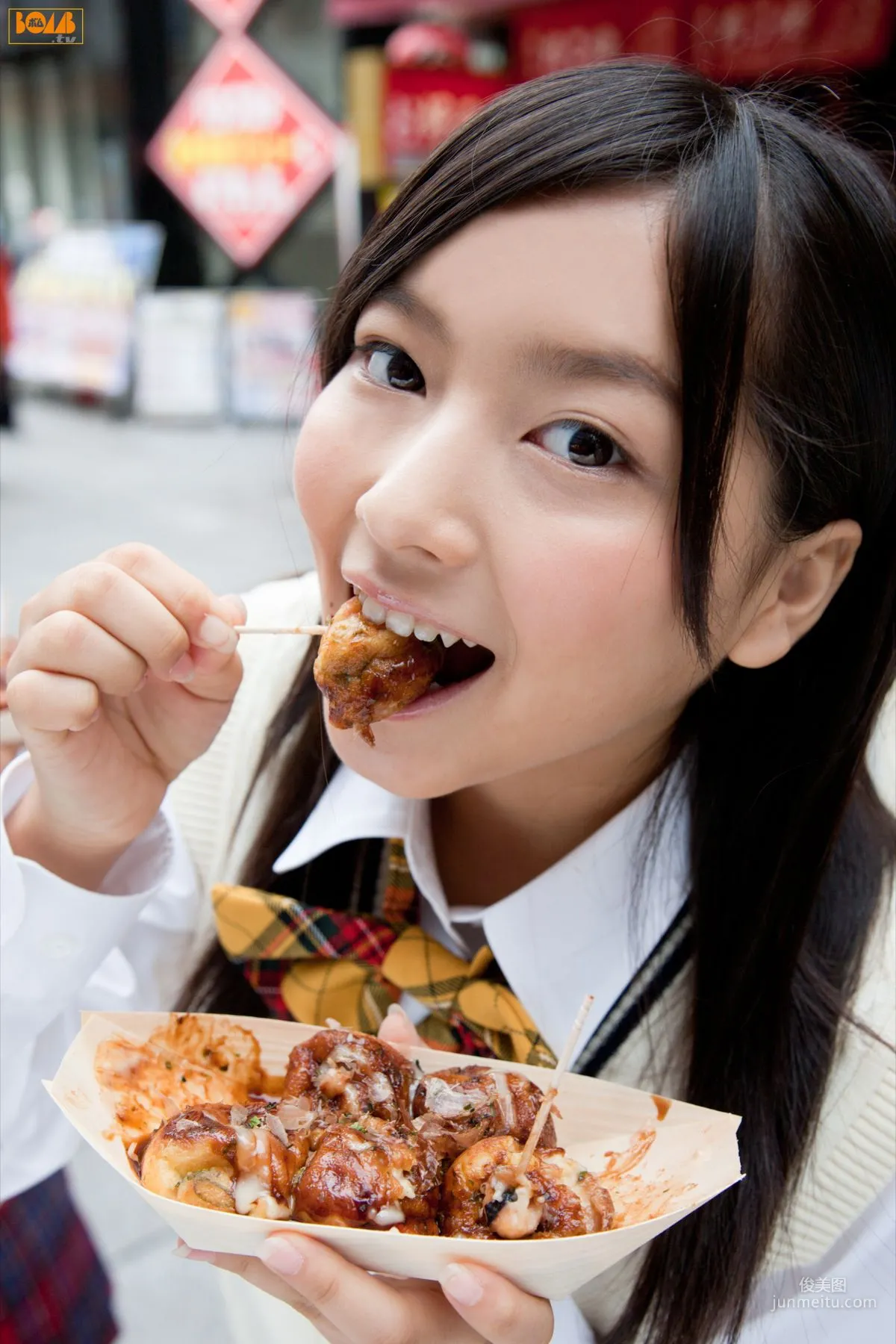 [Bomb.TV] January 2011 Issue Nmb48 Members Photo Set photo 14