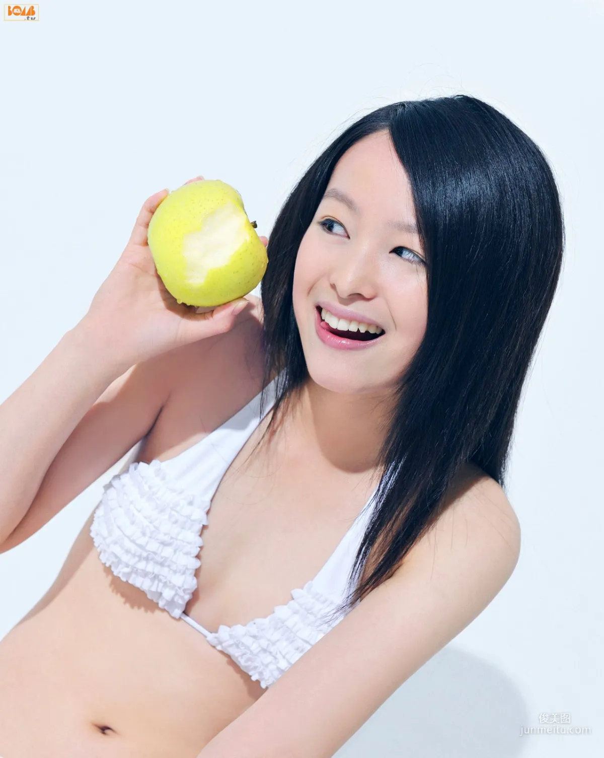 《Next Bikini 次世代ビ♥キ♥ニ》 寫真集 [Bomb.TV] 2010年11月刊 48