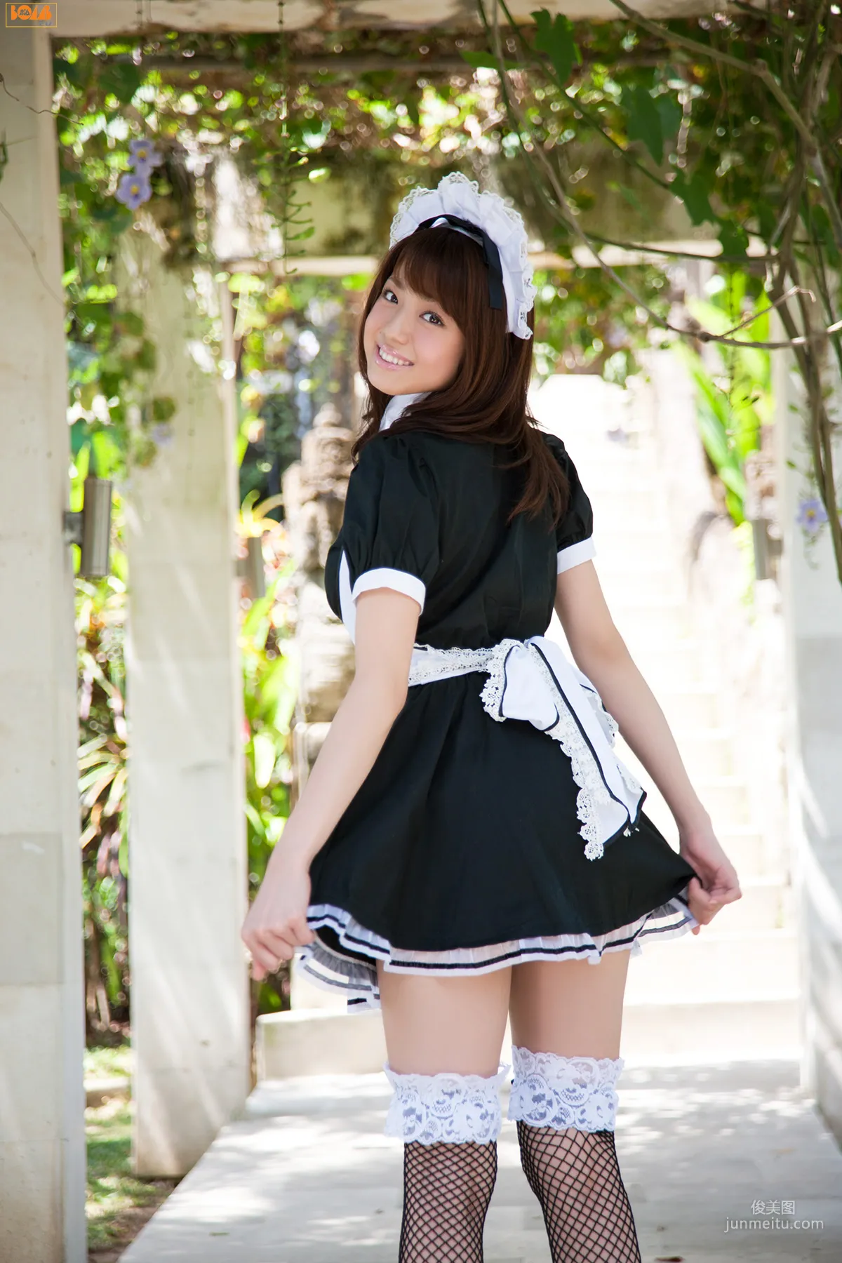 Shizuka Nakamura Photo Set [Bomb.TV] December 2012 Issue photo 2