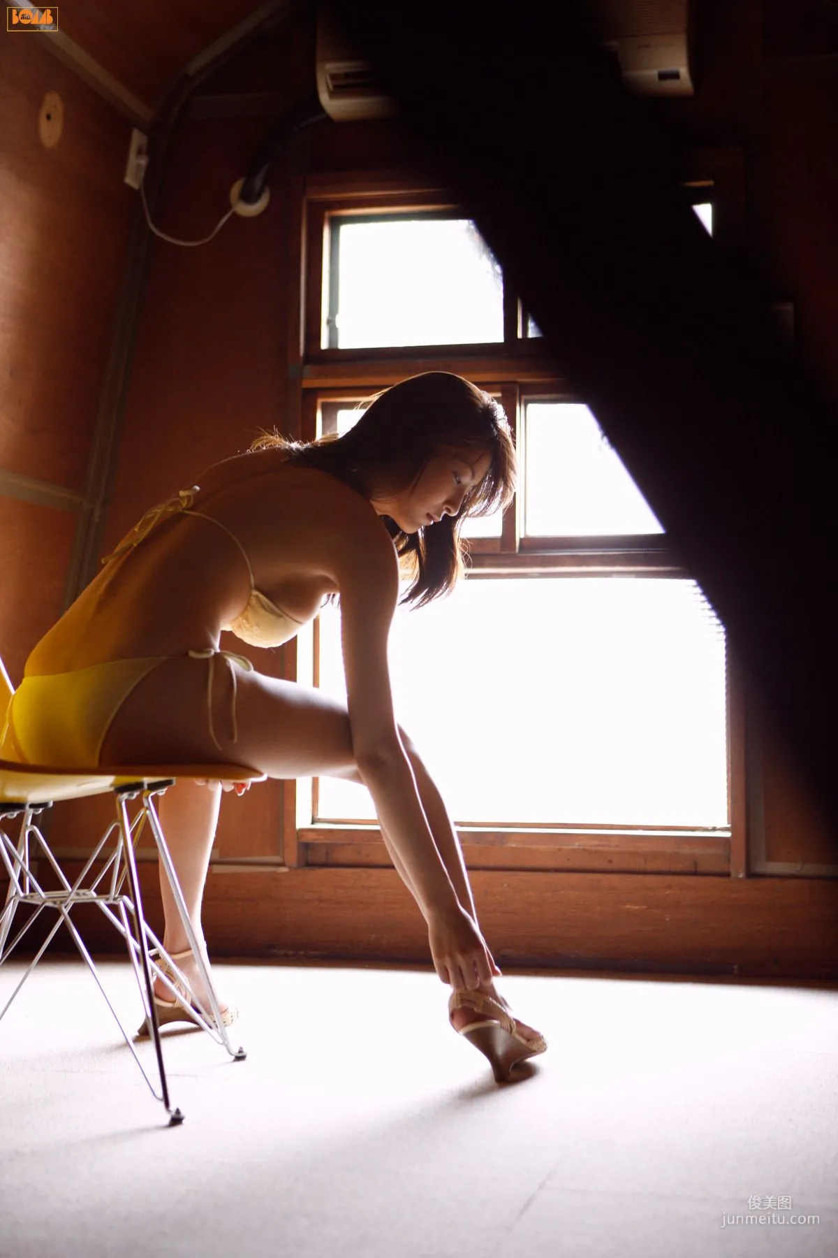 [Bomb.TV] 2010 December Issue Asana Mamoru Photo Set photo 8