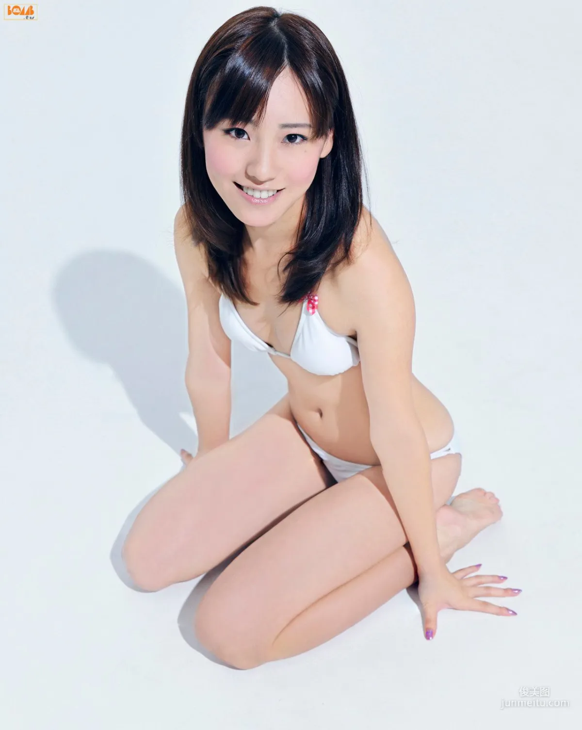 《Next Bikini 次世代ビ♥キ♥ニ》 寫真集 [Bomb.TV] 2010年11月刊 20