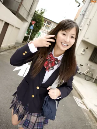 [Bomb.TV] 2009年12月刊 村上友梨 Murakami Yuri 寫真集