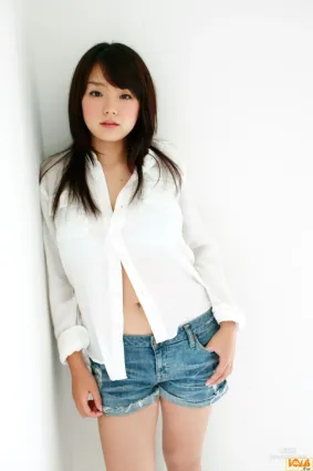 [Bomb.TV] 2010年08月刊 Ai Shinozaki 筱崎愛/篠崎愛 寫真集